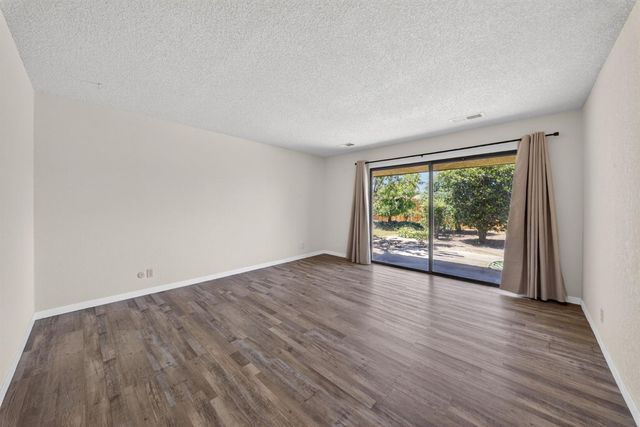 83 2nd Street, Clovis, CA 93612