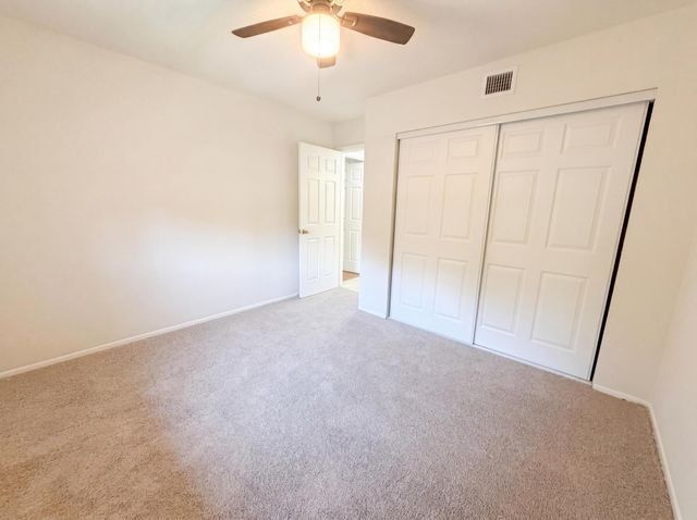 2737 S Oakland Forest Drive 202, Oakland Park, FL 33309