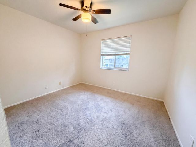 2737 S Oakland Forest Drive 202, Oakland Park, FL 33309