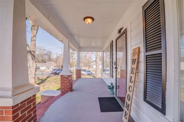 791 Park SE Avenue, Lindale, GA 30147