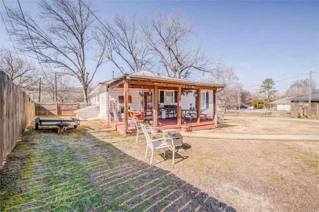 791 Park SE Avenue, Lindale, GA 30147