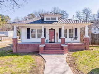 791 Park SE Avenue, Lindale, GA 30147