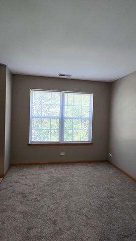 2053 Grayhawk Drive, Aurora, IL 60503