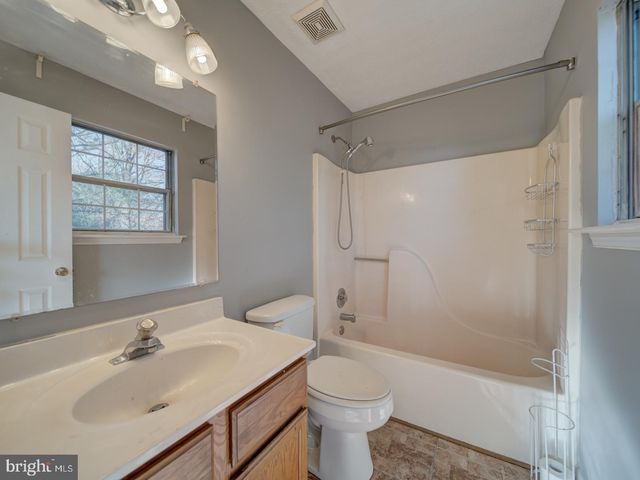 3007 CHRISTINA LYNN CT, Temple Hills, MD 20748