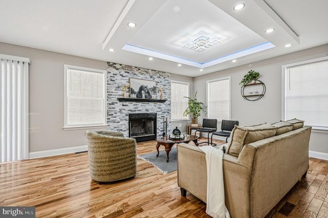 18 MAPLESHADE RD, Newark, DE 19702