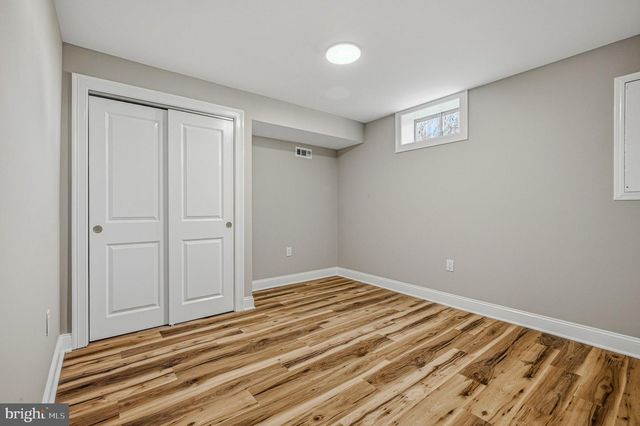 18 MAPLESHADE RD, Newark, DE 19702