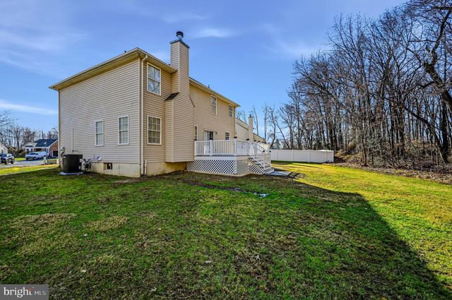 18 MAPLESHADE RD, Newark, DE 19702