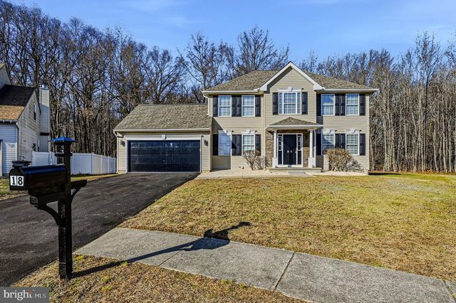 18 MAPLESHADE RD, Newark, DE 19702