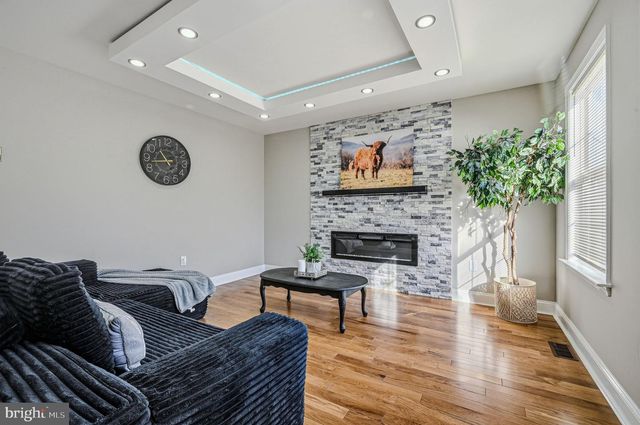 18 MAPLESHADE RD, Newark, DE 19702