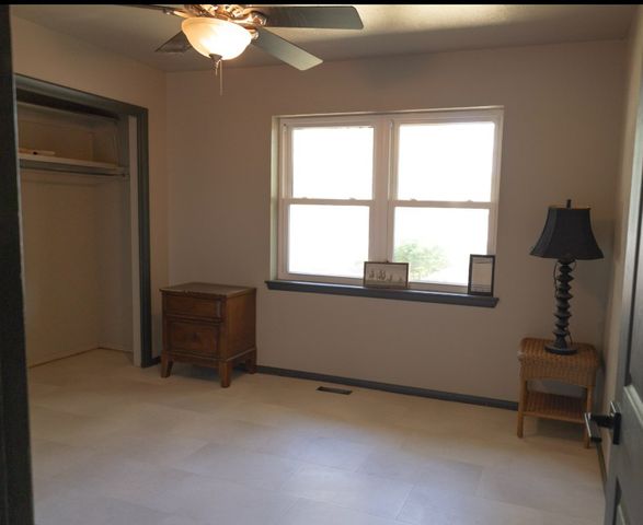 2087 E McGill Circle, Eufaula, OK 74432
