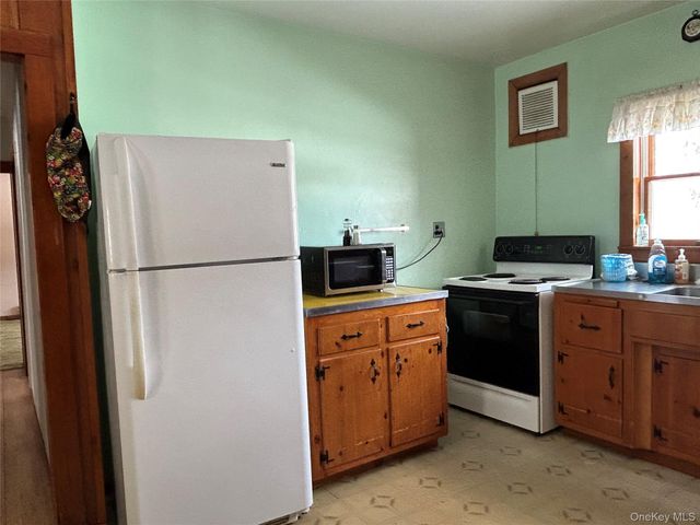 113 Dog Tail Corners Road, Wingdale, NY 12594