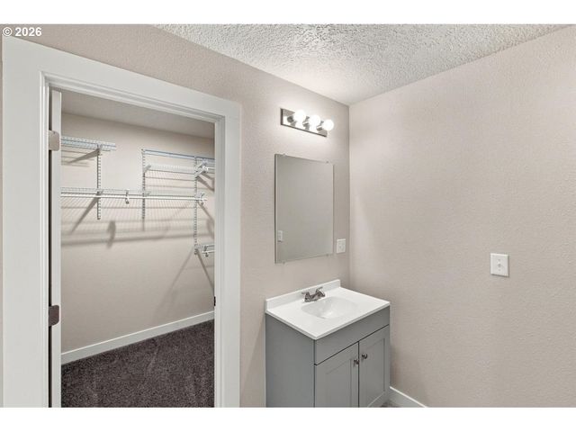 4151 Gardner Rd Se, Salem, OR 97302
