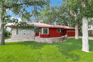 32827 River Oaks Lane, Saint Cloud, MN 56303