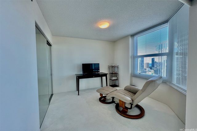 801 S King Street 2903, Honolulu, HI 96813