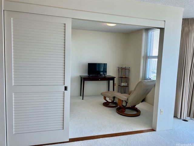 801 S King Street 2903, Honolulu, HI 96813