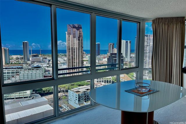 801 S King Street 2903, Honolulu, HI 96813