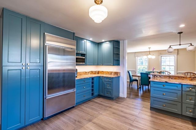 811 Alameda Avenue, Monterey, CA 93940