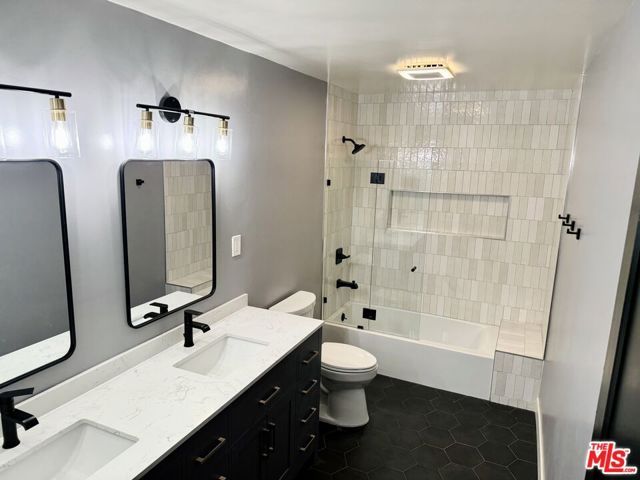 4443 Saugus Avenue 1, Sherman Oaks, CA 91403