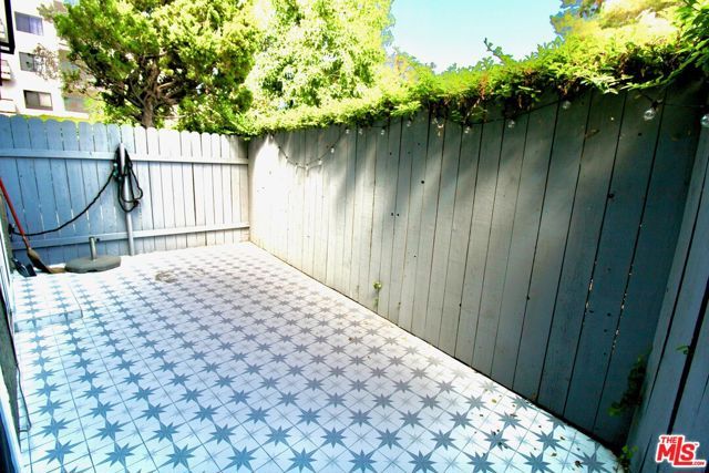 4443 Saugus Avenue 1, Sherman Oaks, CA 91403