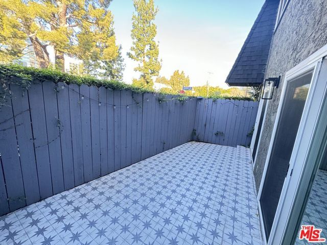 4443 Saugus Avenue 1, Sherman Oaks, CA 91403