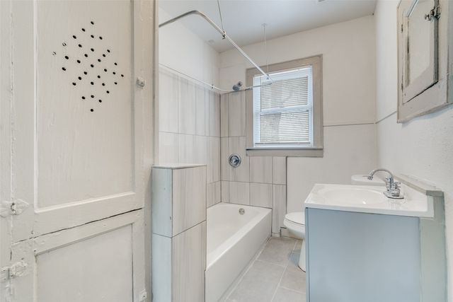 3731 Ave Avenue N, Fort Worth, TX 76105