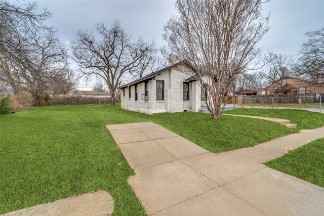 3731 Ave Avenue N, Fort Worth, TX 76105