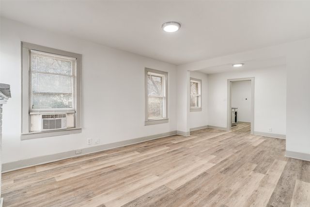 3731 Ave Avenue N, Fort Worth, TX 76105