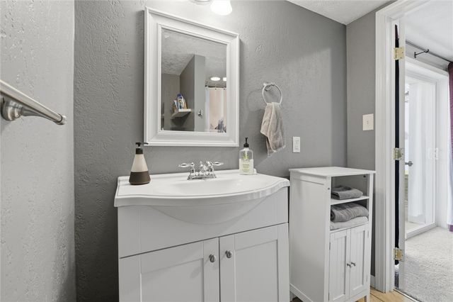 6417 Helen St., South Park, PA 15129