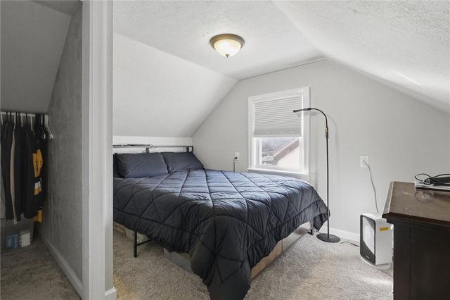 6417 Helen St., South Park, PA 15129