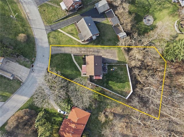 6417 Helen St., South Park, PA 15129