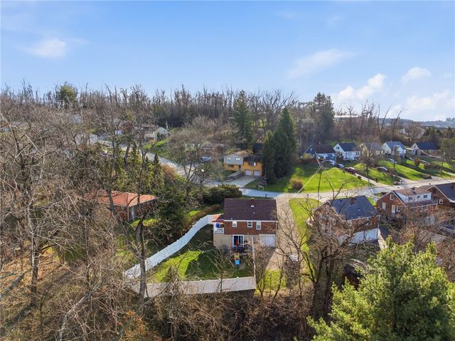 6417 Helen St., South Park, PA 15129