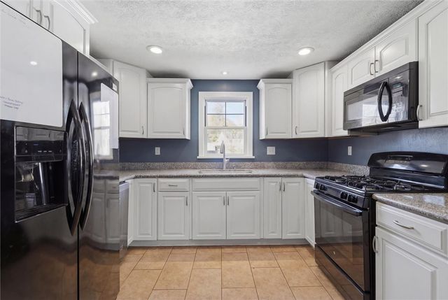 6417 Helen St., South Park, PA 15129