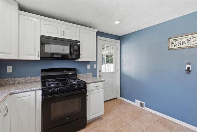 6417 Helen St., South Park, PA 15129