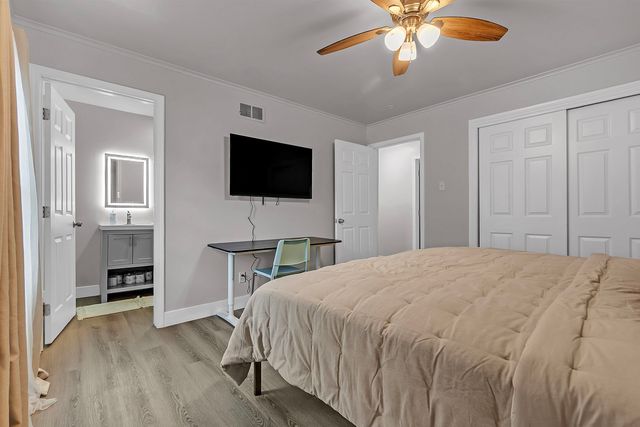 1723 S PERKINS RD, Memphis, TN 38117