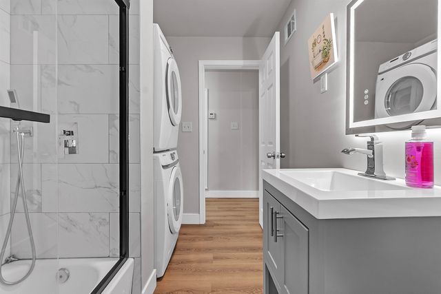 1723 S PERKINS RD, Memphis, TN 38117