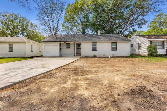 1723 S PERKINS RD, Memphis, TN 38117