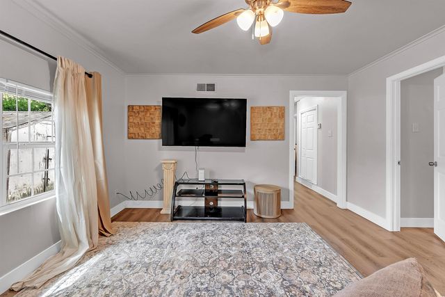 1723 S PERKINS RD, Memphis, TN 38117