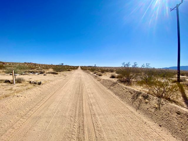 2424 Maize Road, 29 Palms, CA 92277