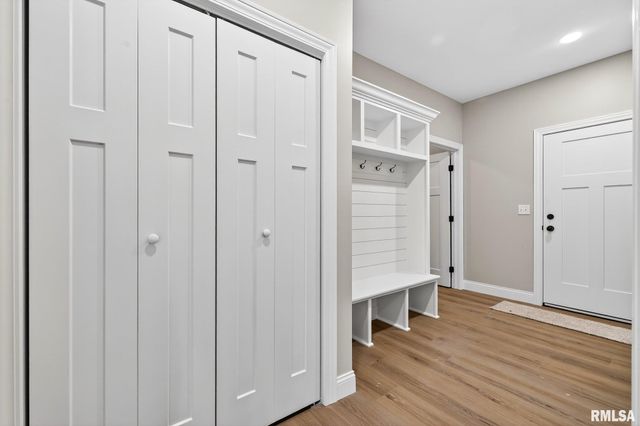 1617 KENSINGTON Drive, Washington, IL 61571