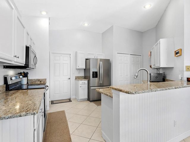 4006 2ND AVENUE E, Bradenton, FL 34208