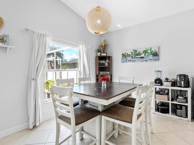 4006 2ND AVENUE E, Bradenton, FL 34208