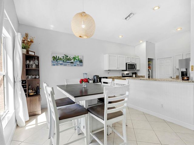 4006 2ND AVENUE E, Bradenton, FL 34208