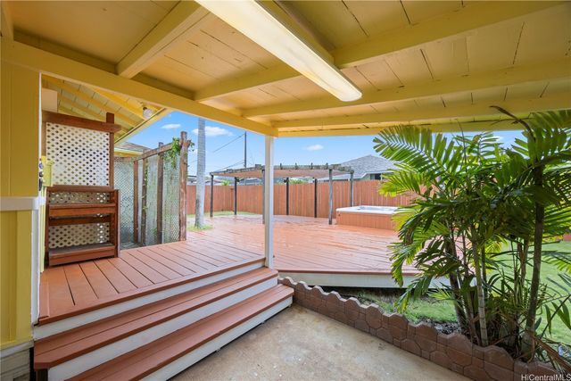 327 Manae Street, Kailua, HI 96734