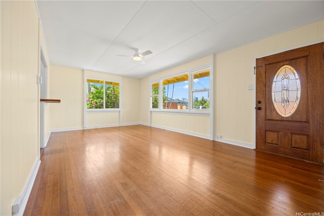 327 Manae Street, Kailua, HI 96734