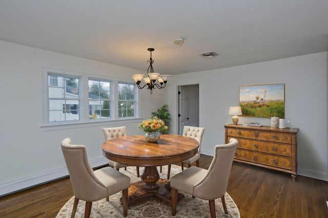 1066 Piper Rd, West Springfield, MA 01089