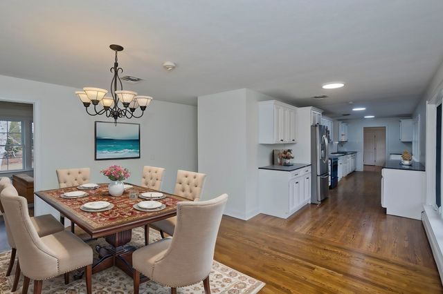 1066 Piper Rd, West Springfield, MA 01089