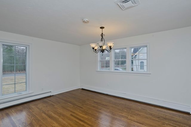 1066 Piper Rd, West Springfield, MA 01089