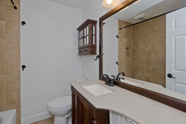 1066 Piper Rd, West Springfield, MA 01089