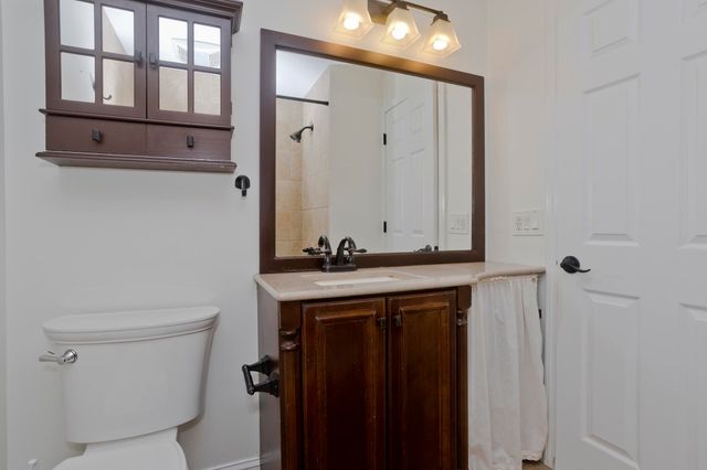 1066 Piper Rd, West Springfield, MA 01089