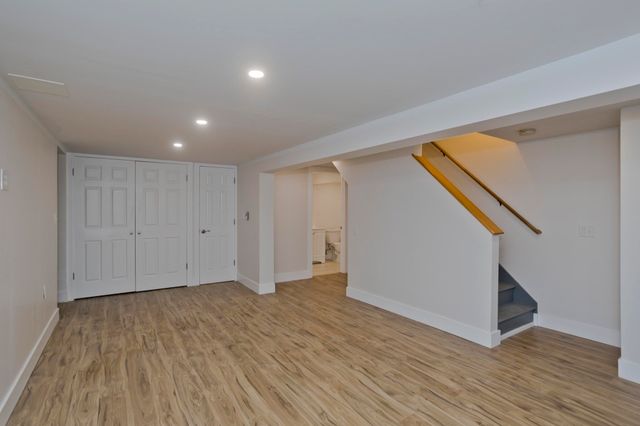 1066 Piper Rd, West Springfield, MA 01089
